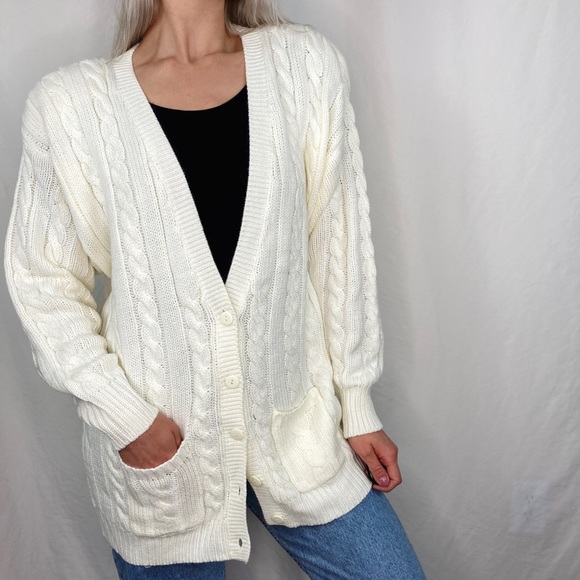 Vintage Sweaters - NWT Vintage Cream button front cable knit cardigan